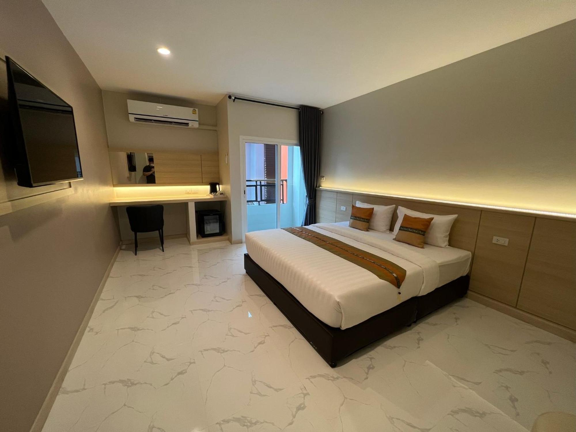 The Hub Suratthanl Surat Thani Zewnętrze zdjęcie